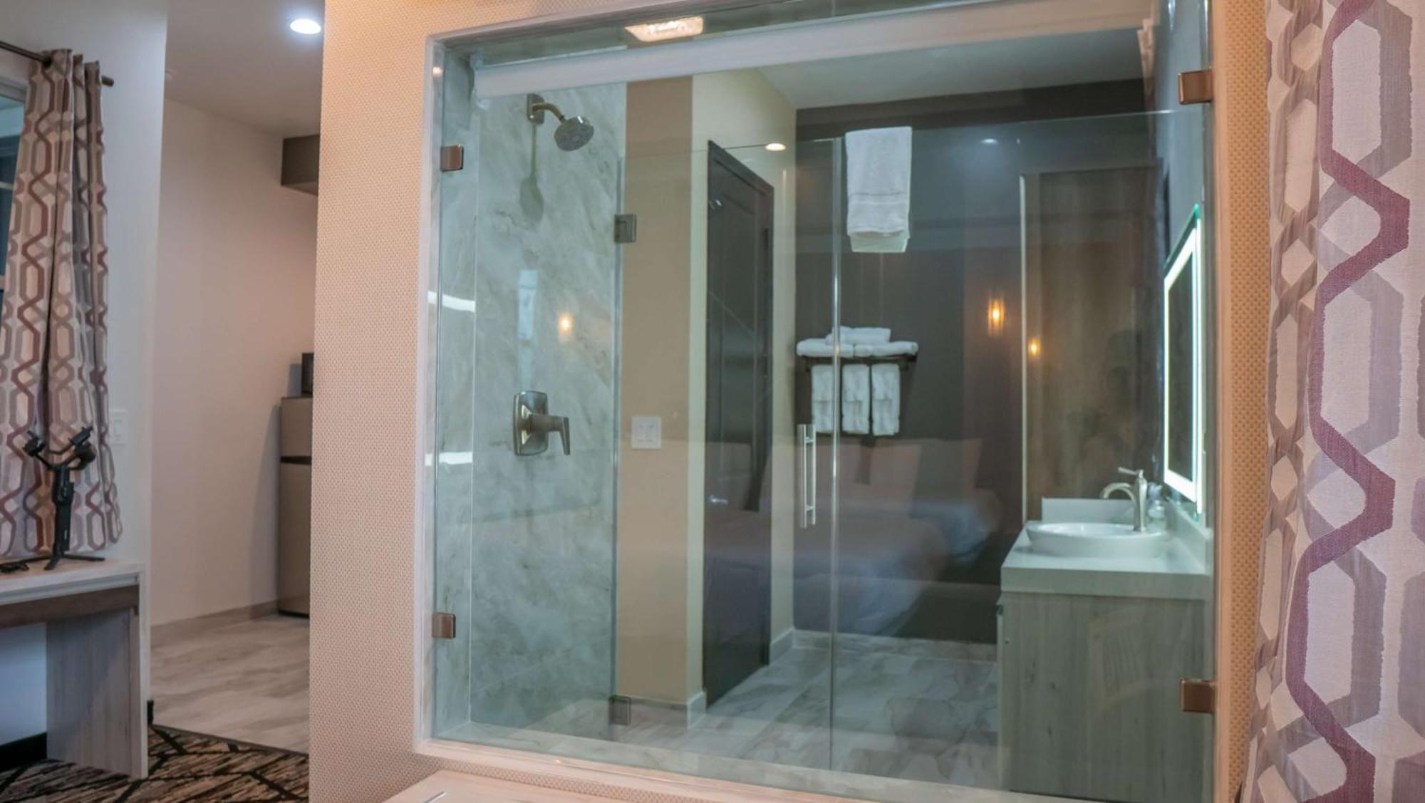 Surestay Hotel By Best Western Houston Southeast South Houston Bagian luar foto