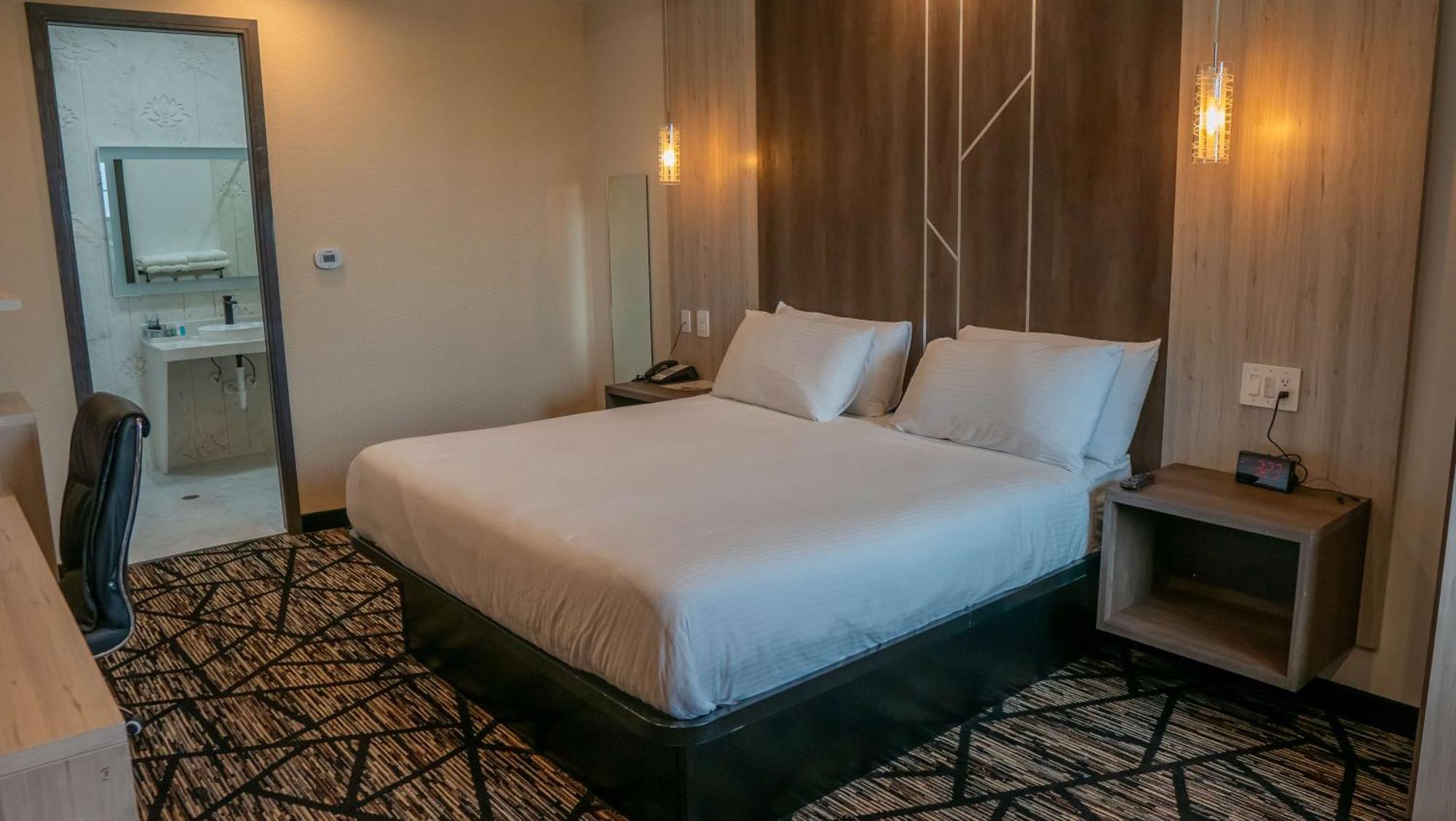 Surestay Hotel By Best Western Houston Southeast South Houston Bagian luar foto