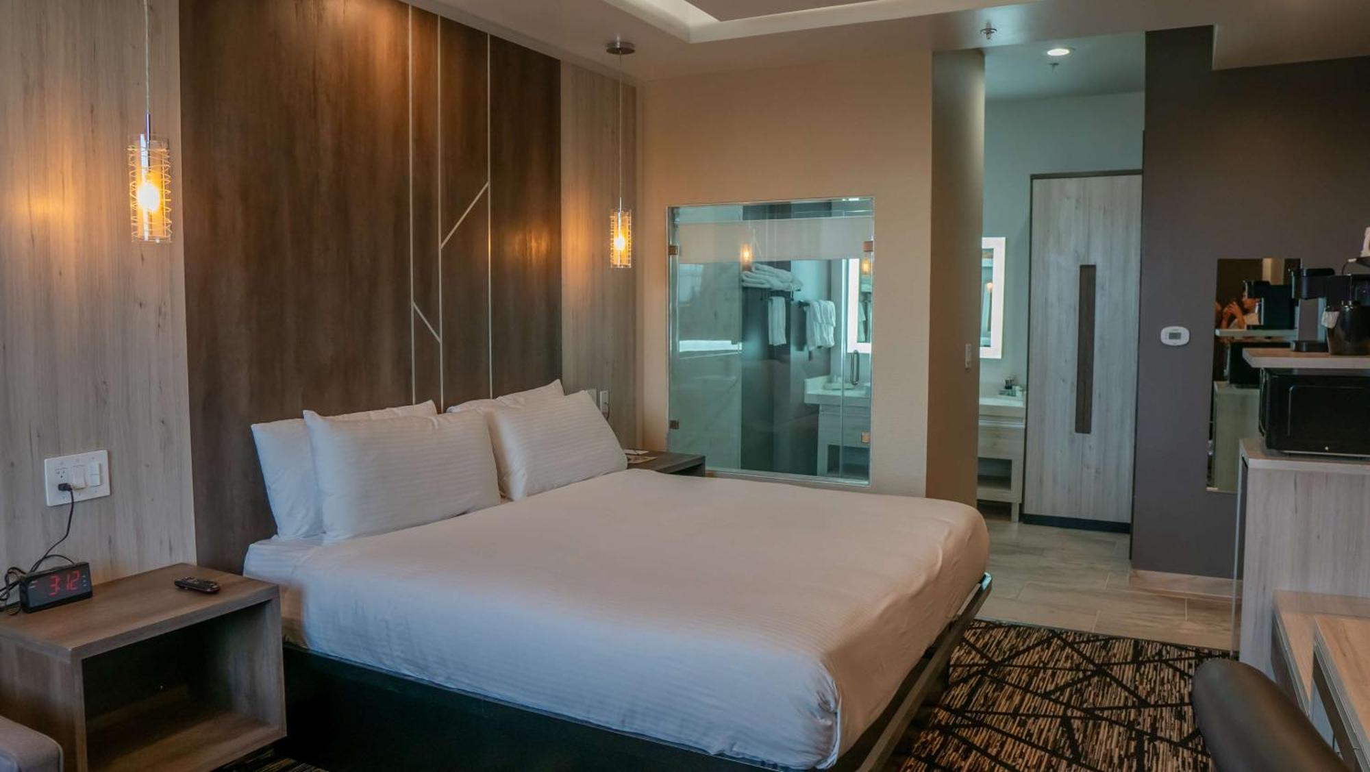 Surestay Hotel By Best Western Houston Southeast South Houston Bagian luar foto