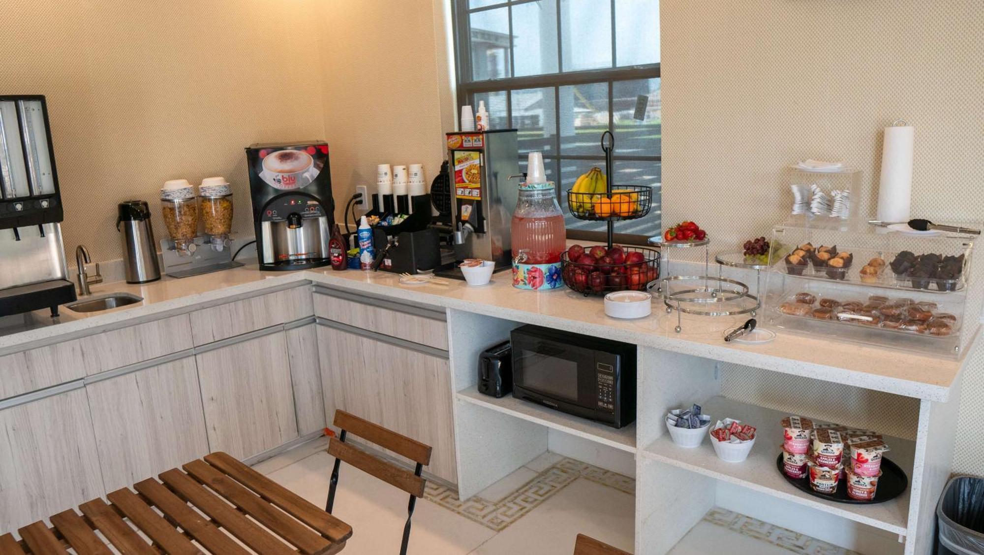 Surestay Hotel By Best Western Houston Southeast South Houston Bagian luar foto